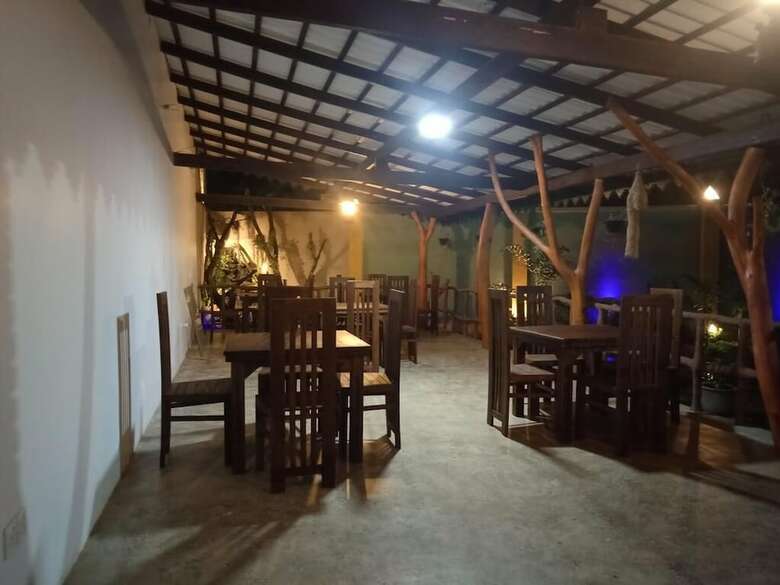 Hotel Airport Eco Chalet