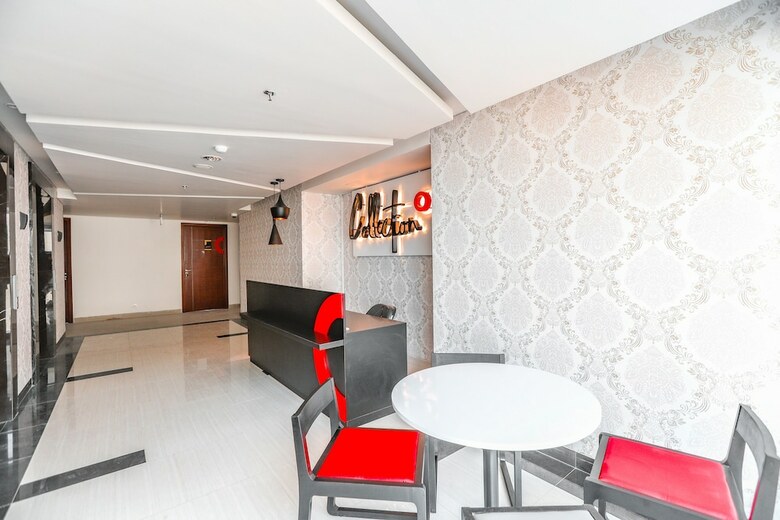 Hotel Collection O 16 Vittoria Residence