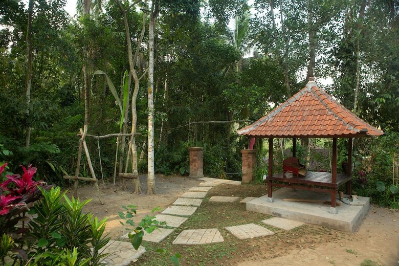 Hostal Arnata Guest House