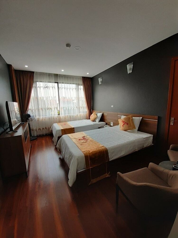 Omerta Hotel