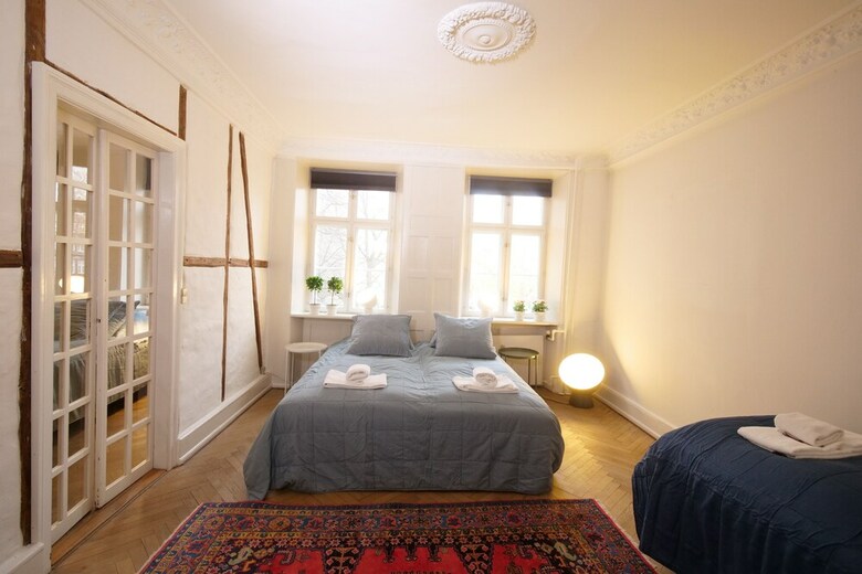 Apartamentos Direct Inner City 7