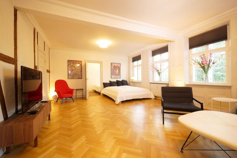 Apartamentos Direct Inner City 7