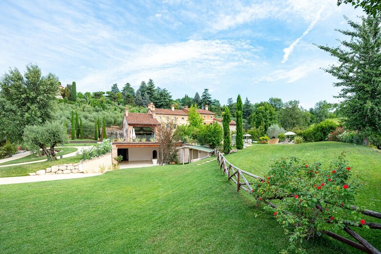 Bed & Breakfast Borghetto San Biagio Relais