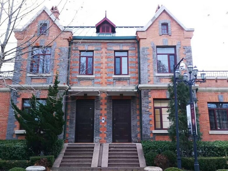 Railway 1896 Garden Hotel
