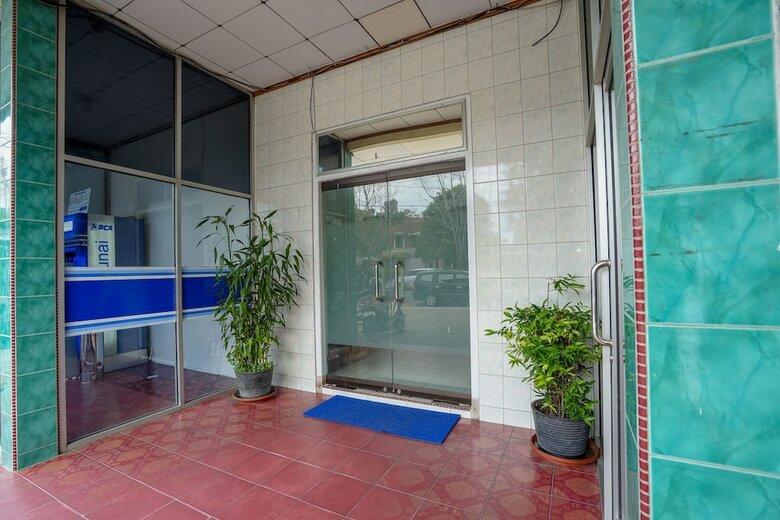 Oyo 1216 Hotel Sejati