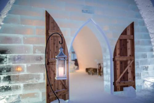 Hotel De Glace