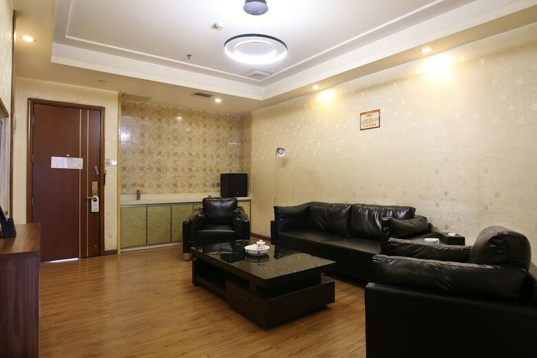 Guangzhou Helong Hotel