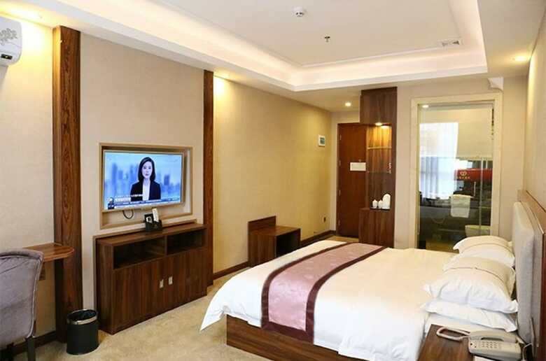 Guangzhou Helong Hotel