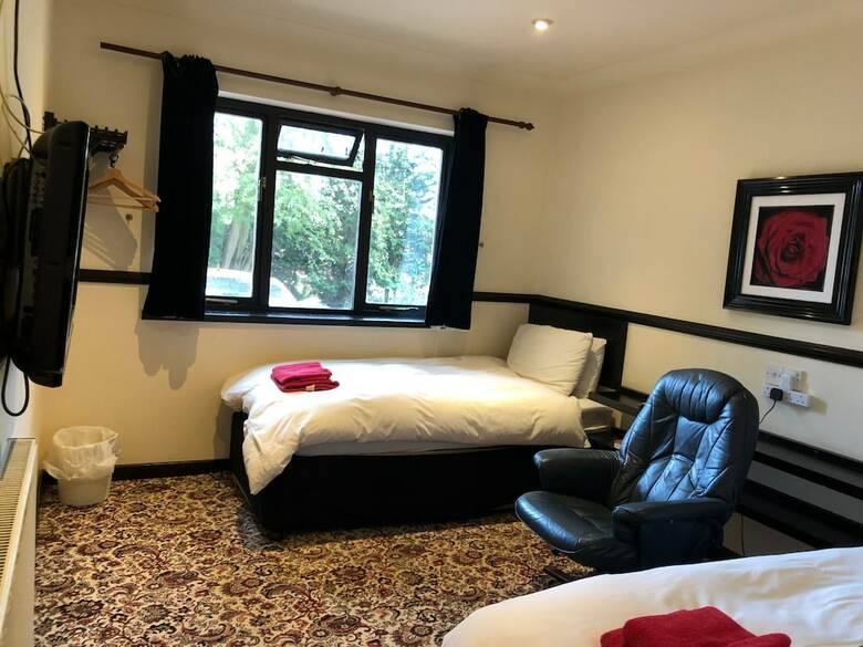 Hotel Foxwood Guest House