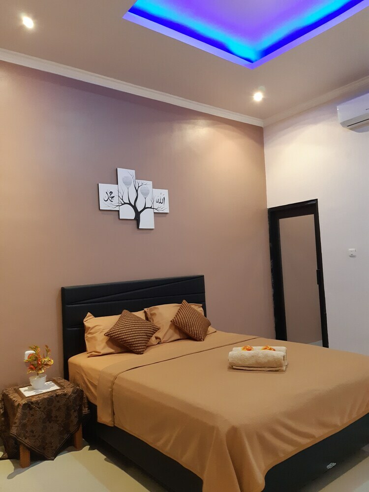 Bed & Breakfast Bis Homestay