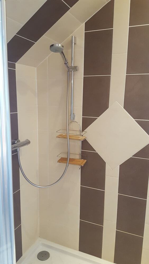 Hotel La Porte Des Lacs