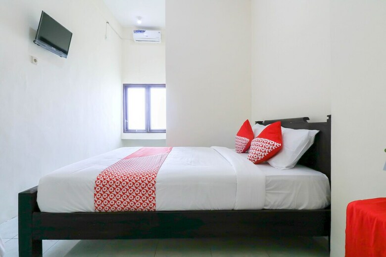 Oyo 1054 Bayak Bali Hotel