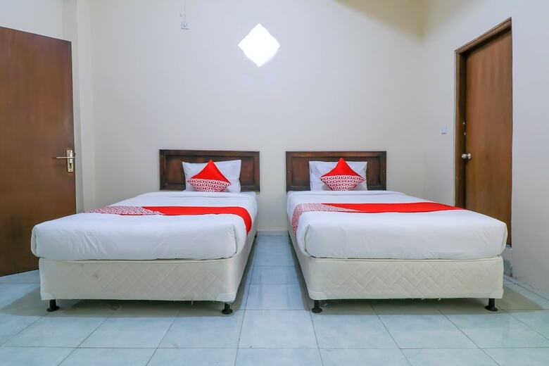 Oyo 1054 Bayak Bali Hotel