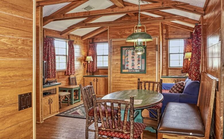 Lake Seminole Country Cabins