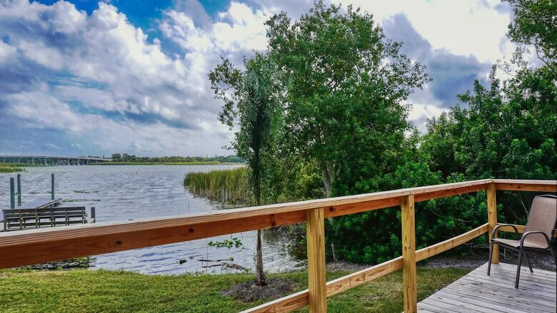 Lake Seminole Country Cabins