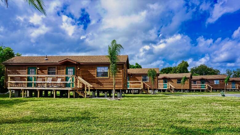 Lake Seminole Country Cabins