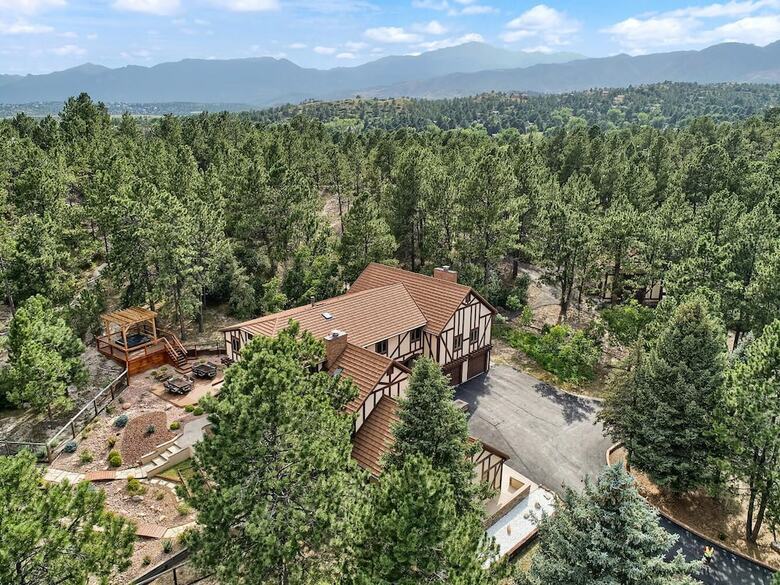Villa 5br Poe Manor Entertain,hot Tub+has Everything!