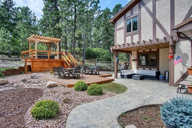 Villa 5br Poe Manor Entertain,hot Tub+has Everything!