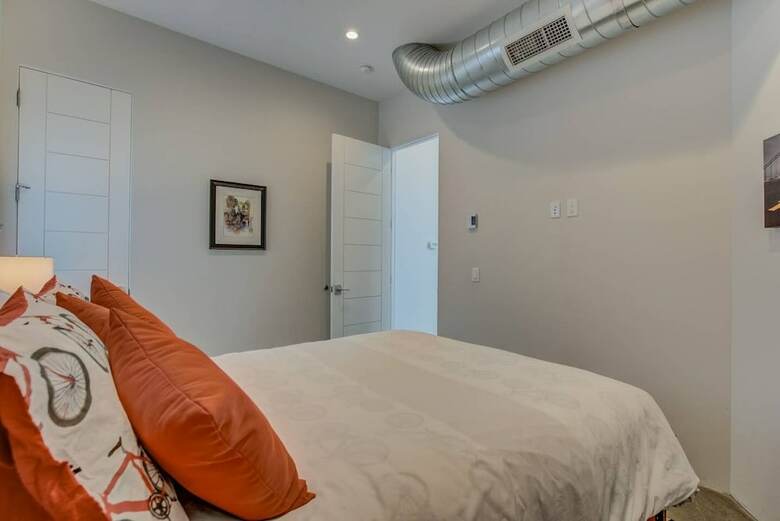3br Modern Marveldowntown Customprivate Balcony