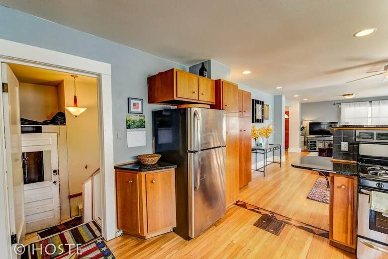 3br Classic Home Quiet Neighborhooddog Friendly
