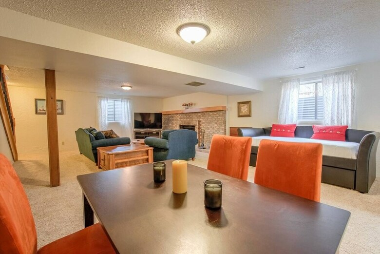 3bdrm Value And Comfortcheyenne Mountain Suburbs!