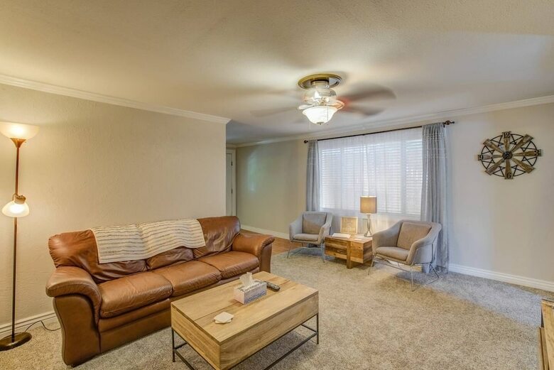 Villa 2 Bdolympic Trainingnear Parks, A Lake, Downtown