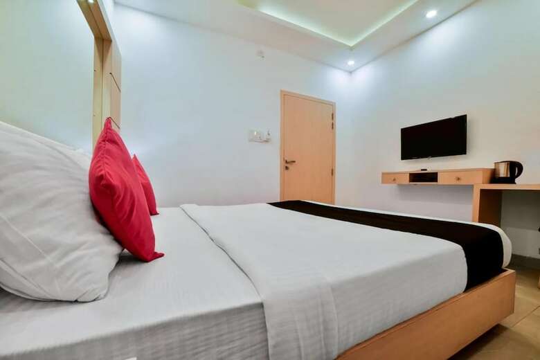Hotel Anroute Stays - Marol Naka