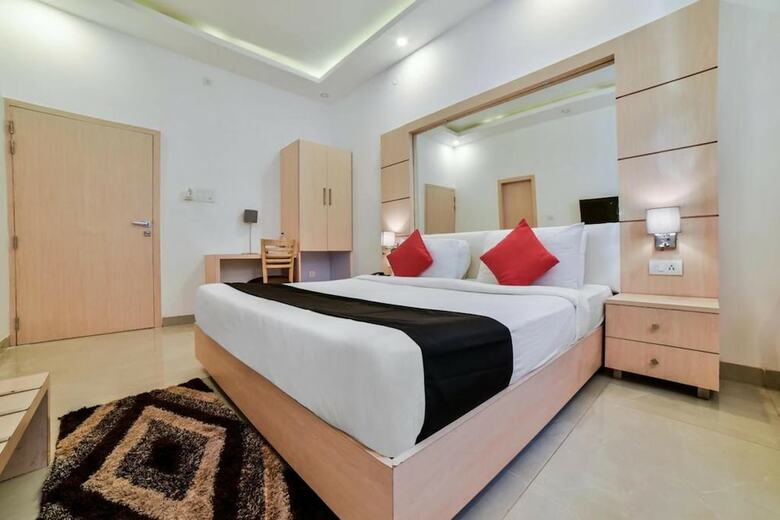 Hotel Anroute Stays - Marol Naka
