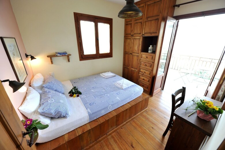 Hotel Gera's Olive Grove