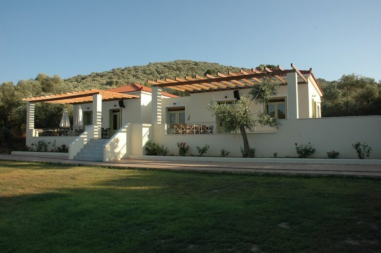 Hotel Gera's Olive Grove