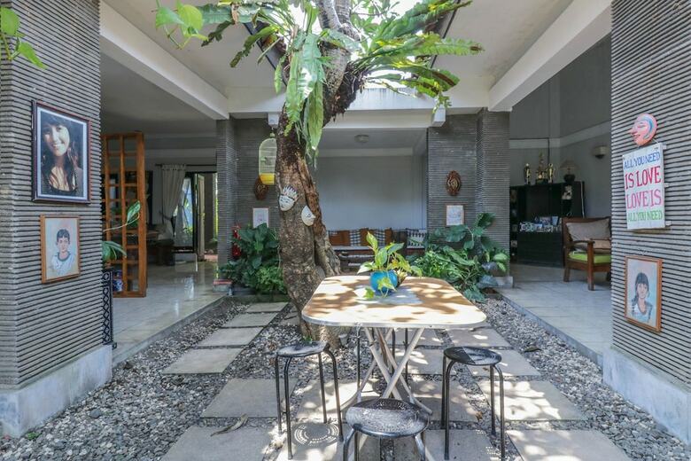 Hotel Oyo 1757 Villa Dende