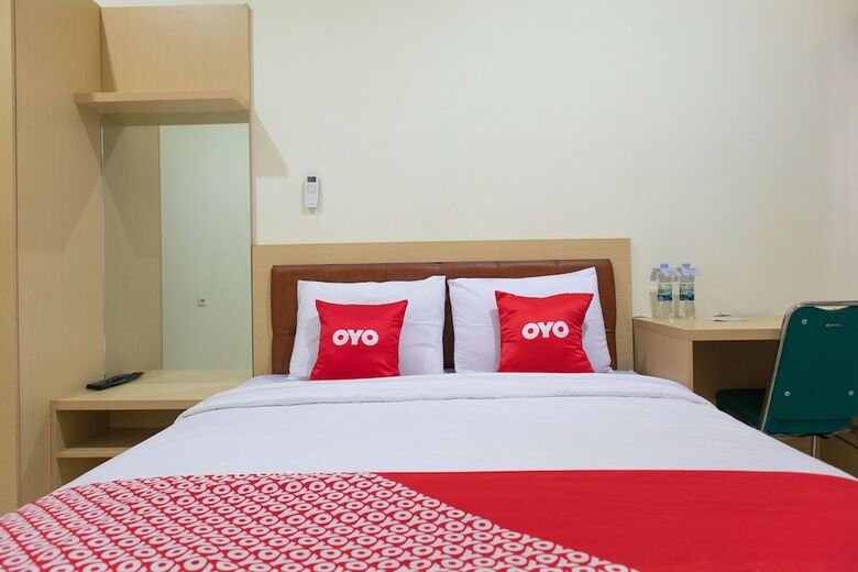 Hotel Oyo 1681 The Kost Tdm 2