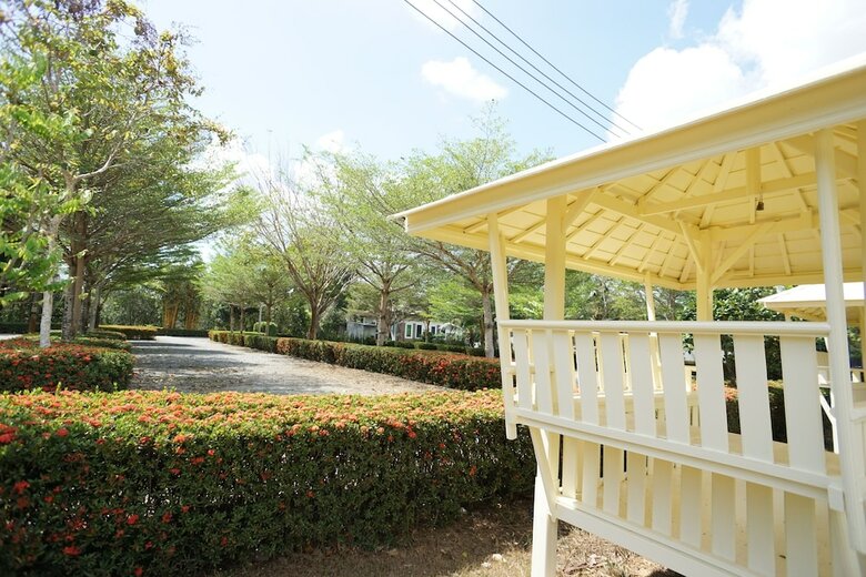 Hotel New Samedngam Resort
