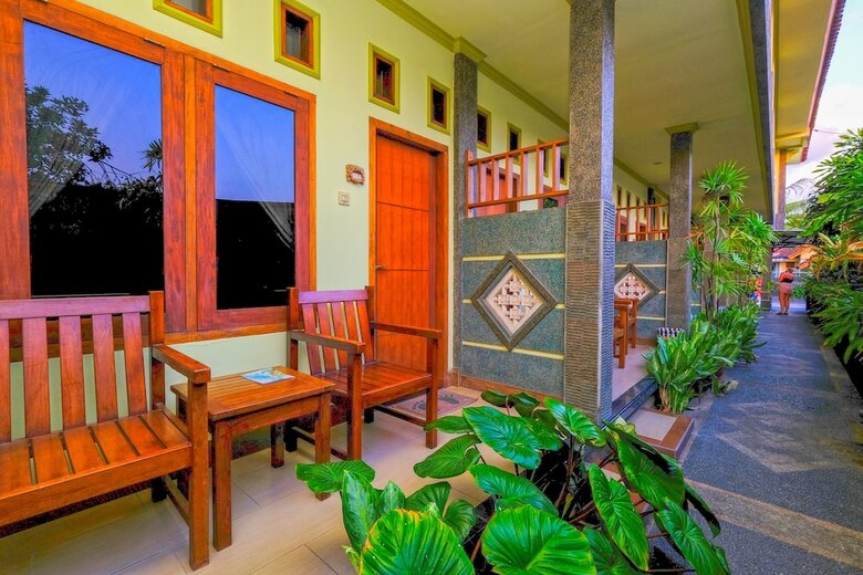 Hostal Oyo 1787 Sekardiyu Guesthouse