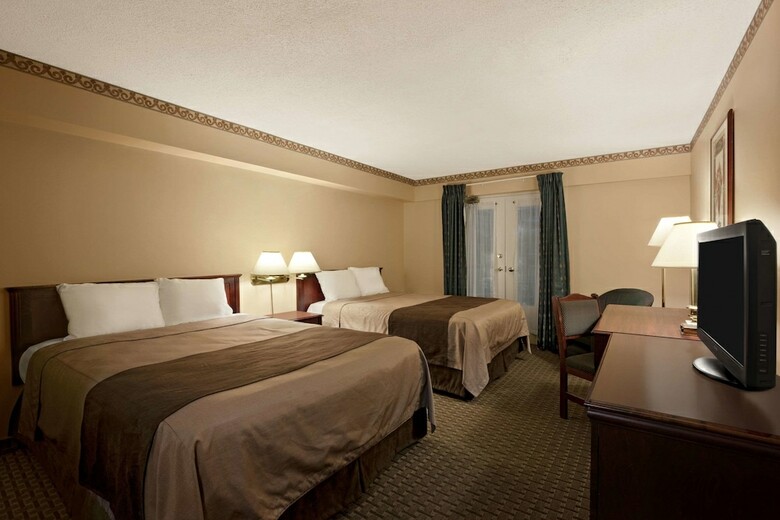 Hotel Travelodge By Wyndham Ottawa West