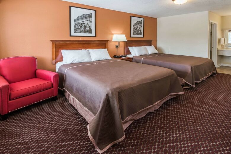 Hotel Travelodge By Wyndham Ottawa West