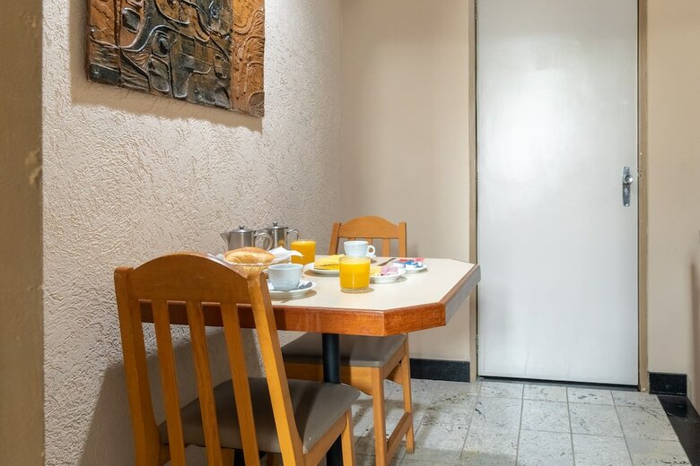 Oyo Toy Barra Hotel