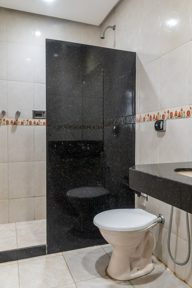 Oyo Toy Barra Hotel