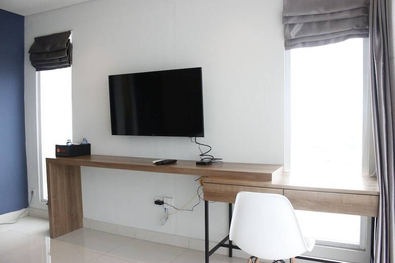 Modern Stylish Studio Plus At Greko Apartment Bandung