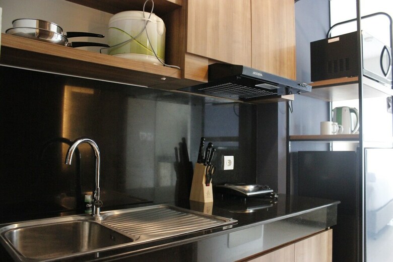 Modern Stylish Studio Plus At Greko Apartment Bandung