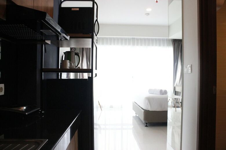 Modern Stylish Studio Plus At Greko Apartment Bandung