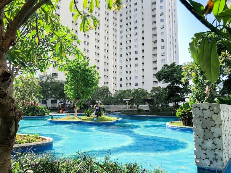 Quiet 2br Apartment At Educity Pakuwon