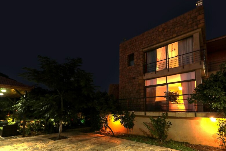 Residencia Villa Naya Branch 6  Saltus