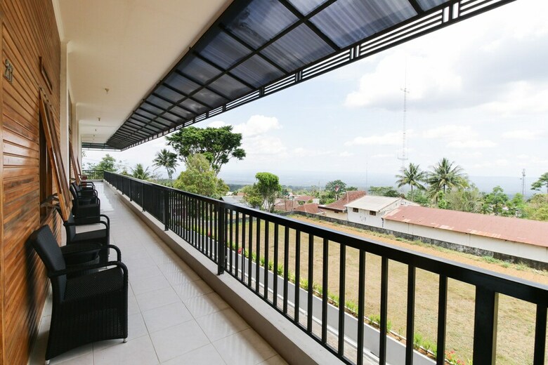 Hotel Airy Eco Gunung Kawi Nailun Hamam 2 Malang