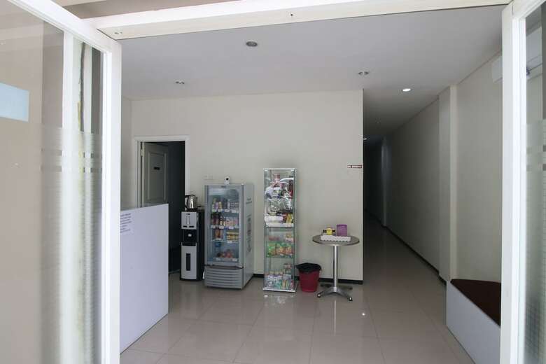 Hotel Airy Klojen Ade Irma Suryani 9 Malang