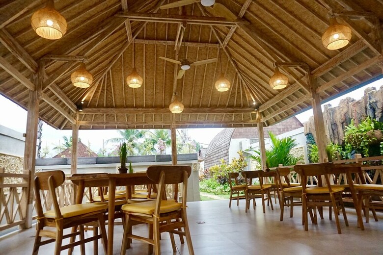 Bed & Breakfast Wana Shanti Villa