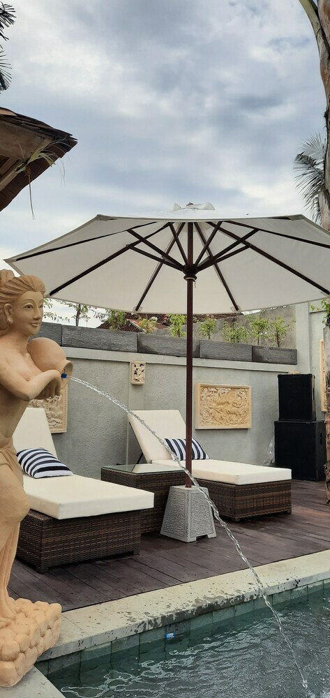 Bed & Breakfast Wana Shanti Villa