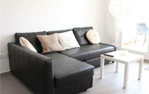 Two-bedroom Apartment In Roldan