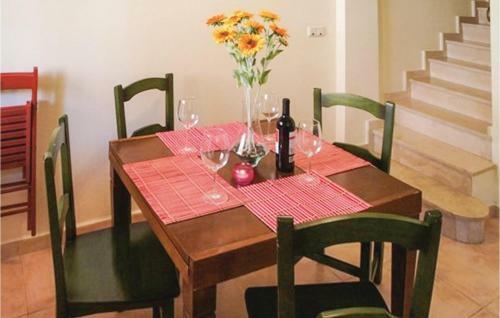 Three-bedroom Holiday Home In Santa Pola