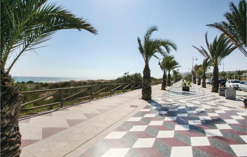Three-bedroom Holiday Home In Santa Pola